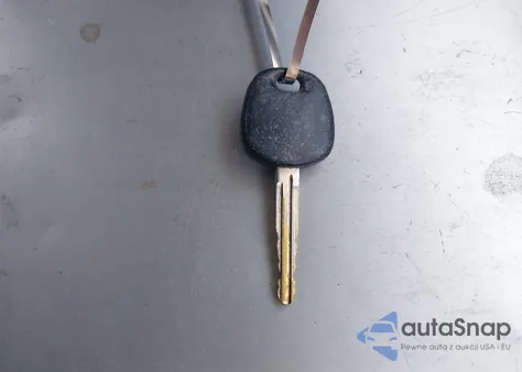 2003 Toyota Camry Xle V6 из США, поврежденный, VIN JTDBF32K830150952